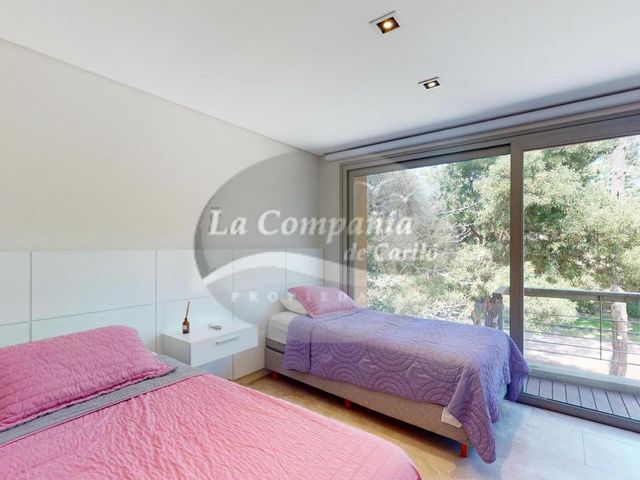 place photo 49
