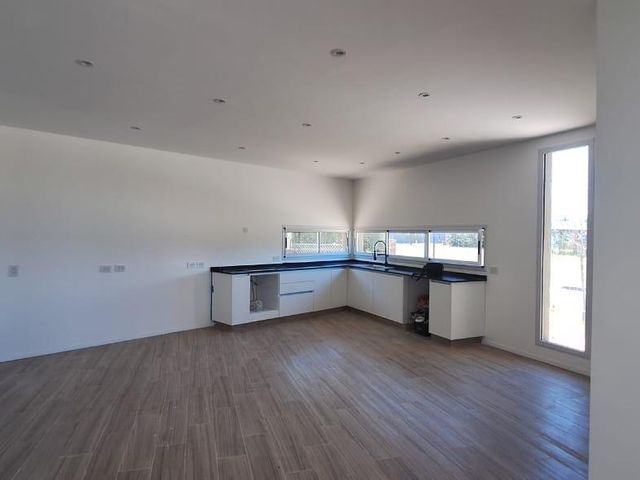 place photo 66