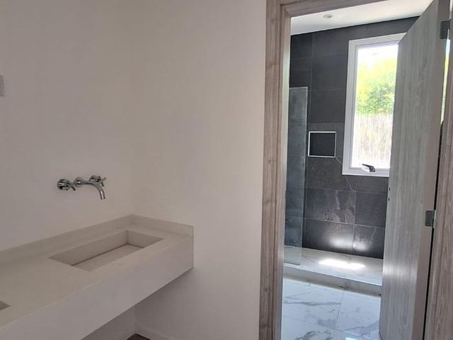 place photo 65