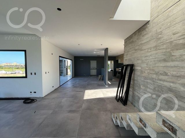 place photo 61