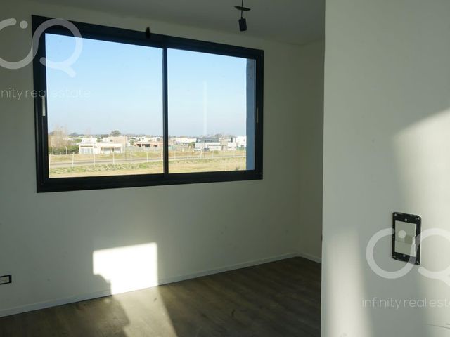 place photo 53