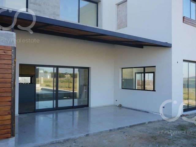 place photo 48