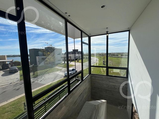place photo 63