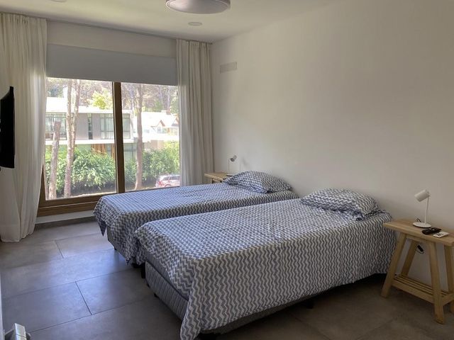 place photo 68