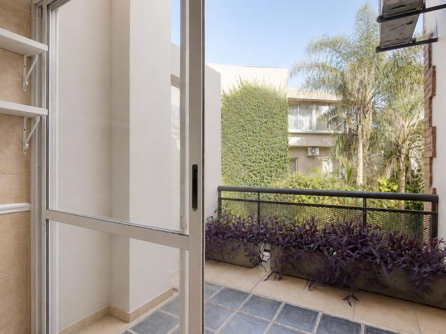 place photo 54