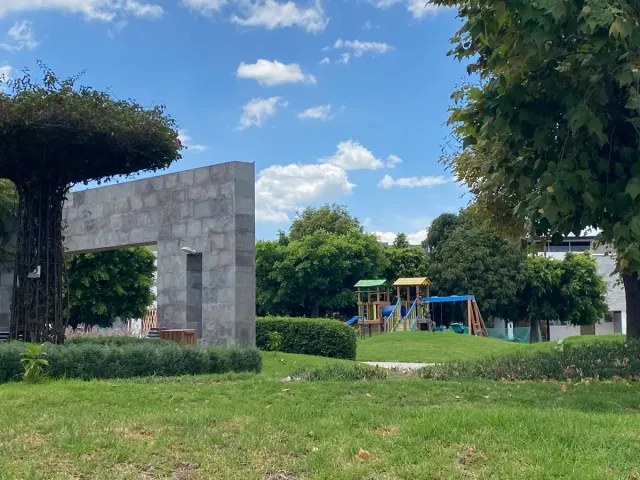 place photo 25