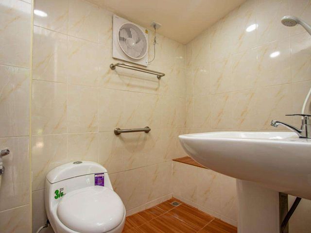 place photo 24