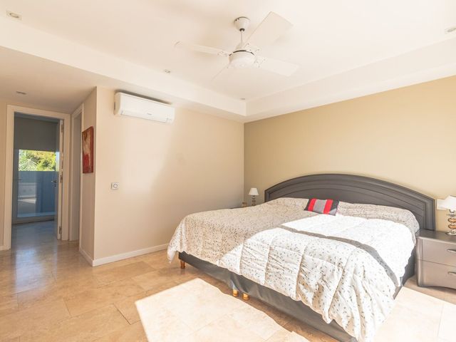 place photo 32