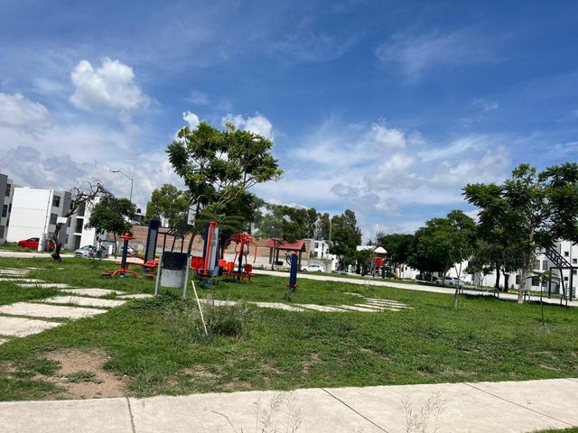 place photo 24