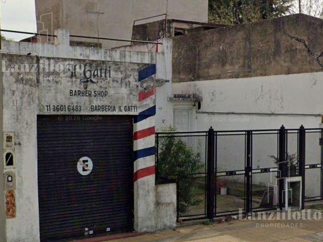 Casa a reciclar en Lanús Este