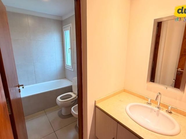 place photo 49
