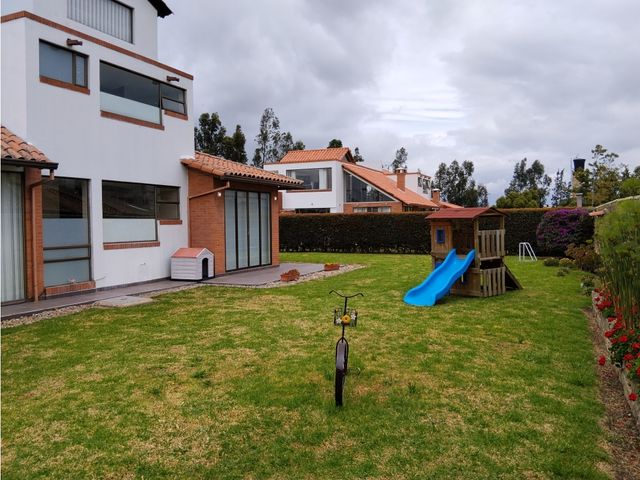 place photo 34