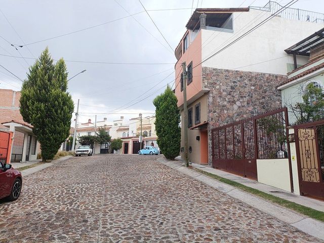 place photo 24