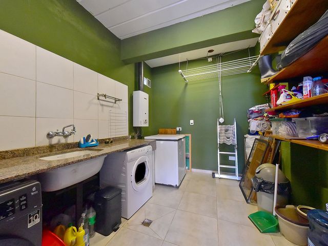 place photo 75