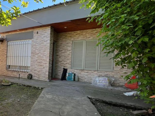 Casa 3 ambientes en Merlo