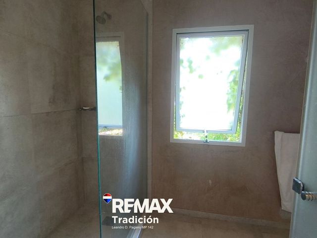 place photo 58