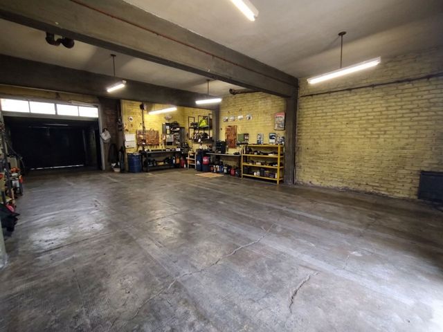 place photo 16