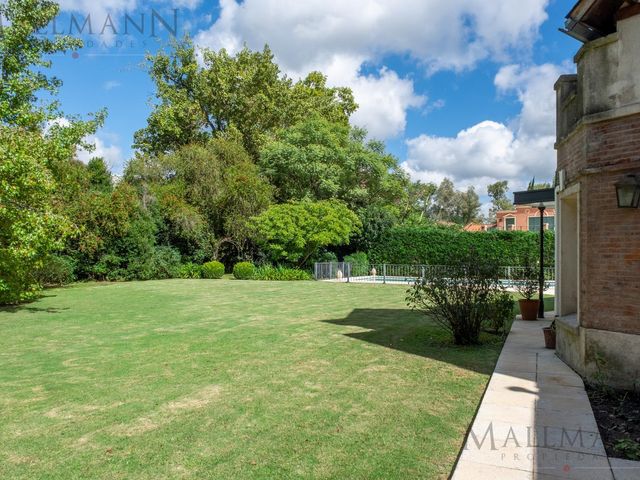 place photo 36