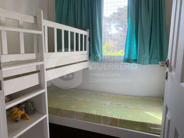 place photo 52