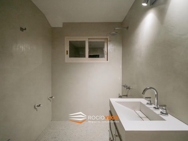 place photo 52