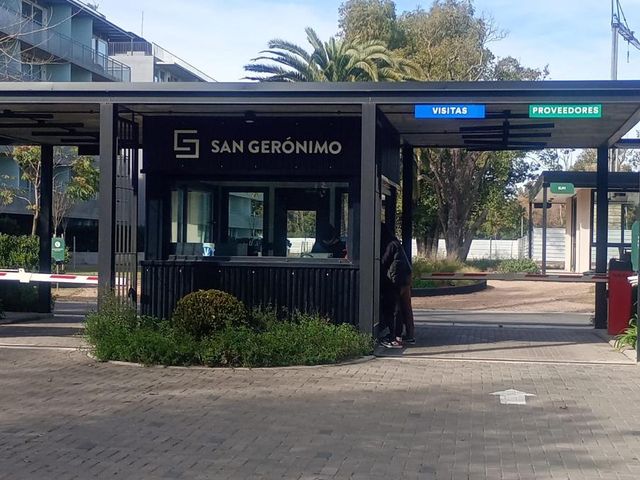 place photo 23
