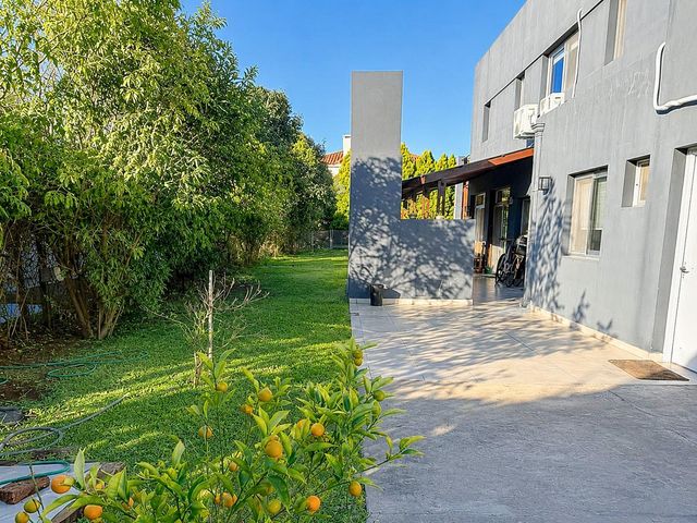 place photo 76