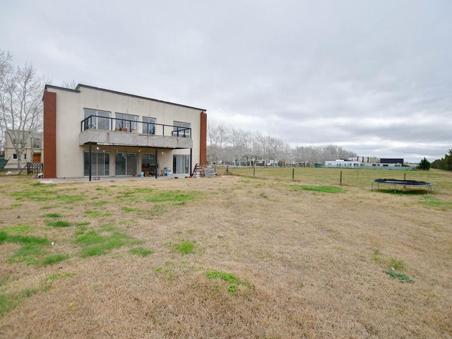 place photo 66