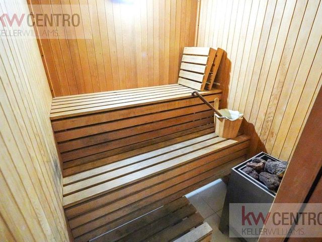 place photo 48