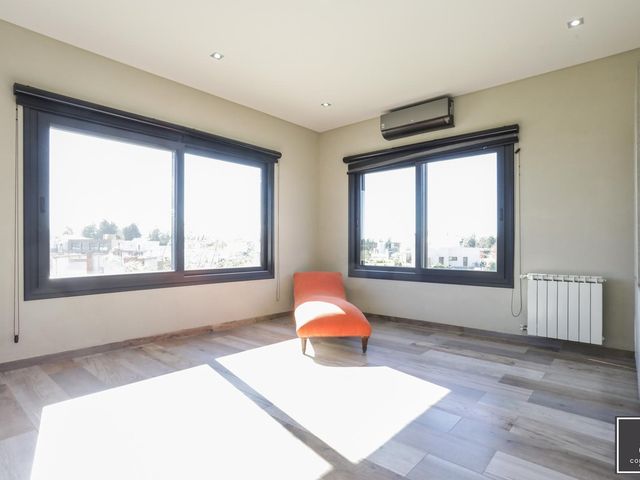 place photo 49