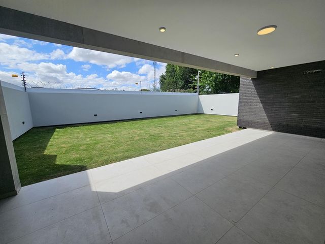 place photo 61