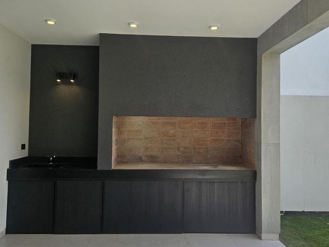 place photo 59
