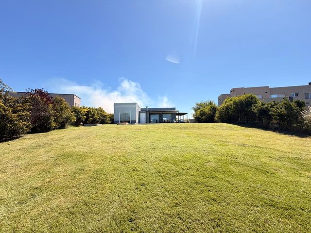 place photo 48