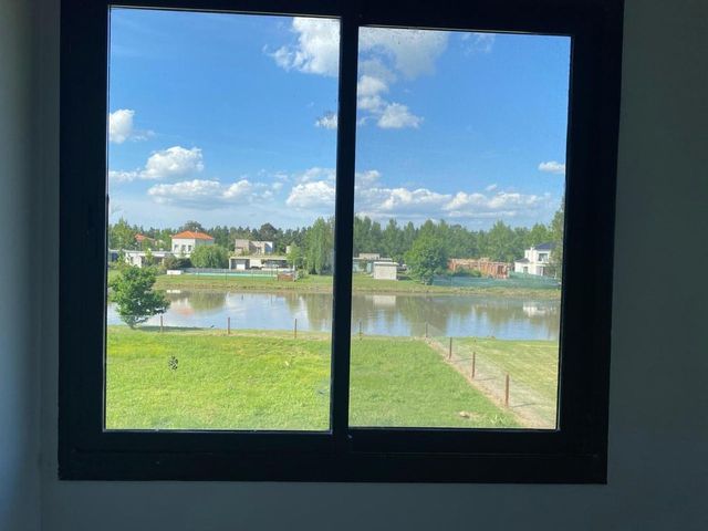 place photo 66