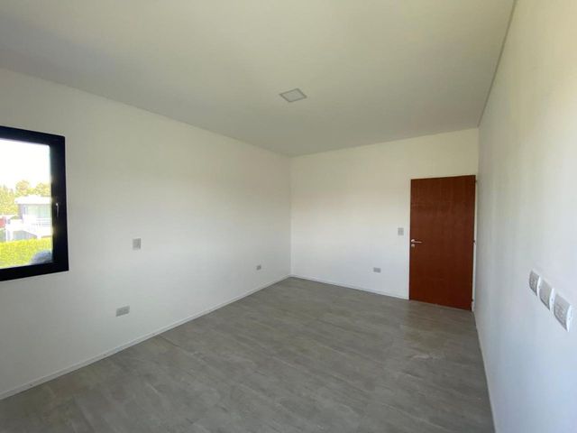 place photo 72