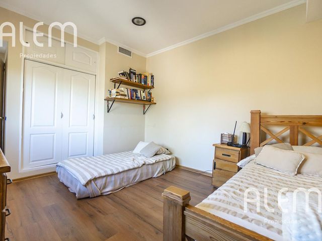 place photo 40