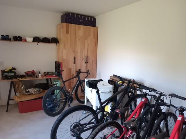 place photo 66