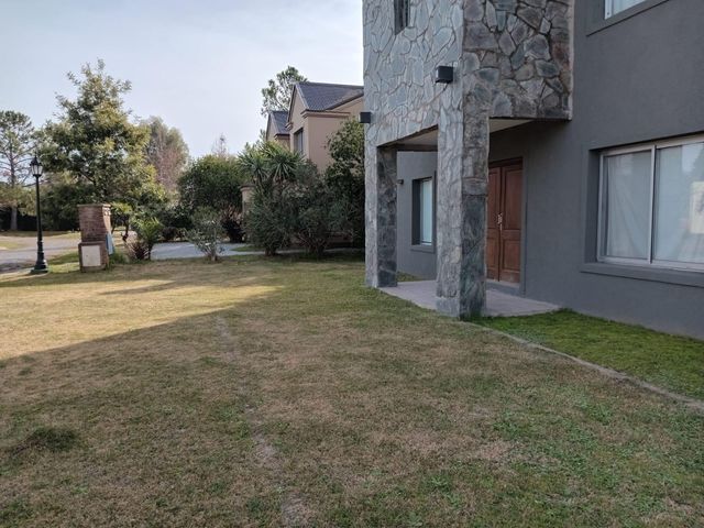 place photo 55