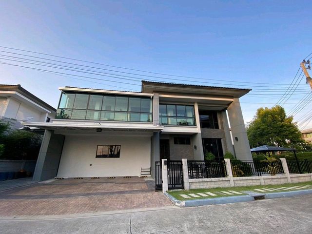 place photo 55