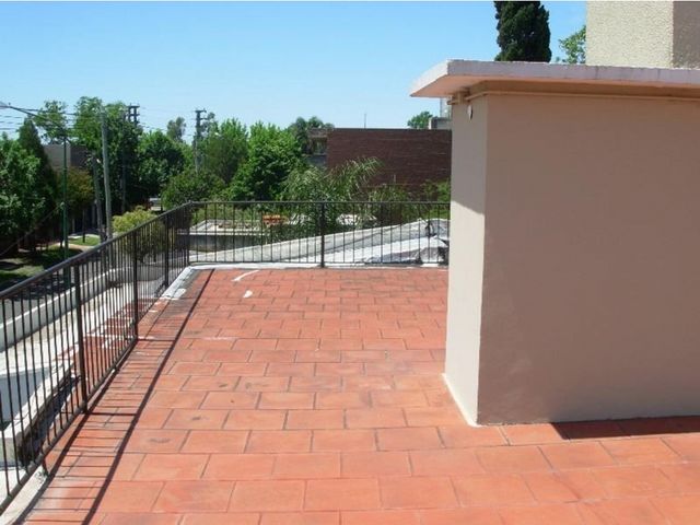 place photo 11
