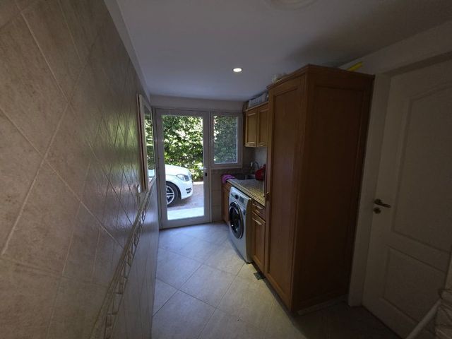 place photo 69