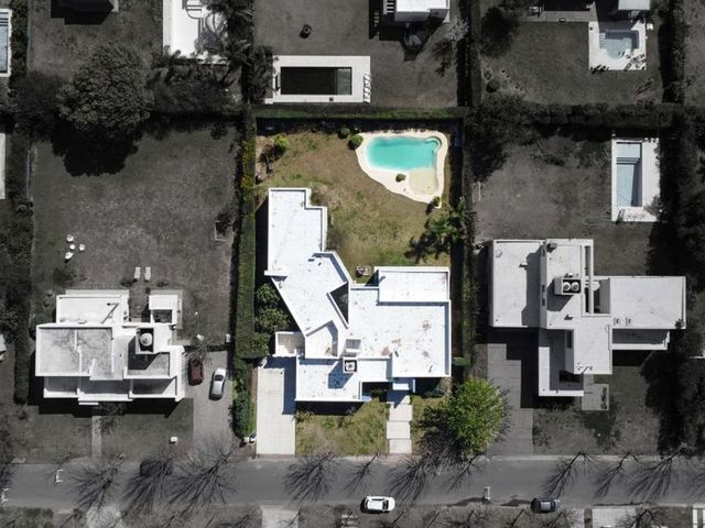 place photo 76