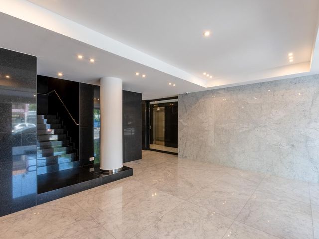 place photo 73