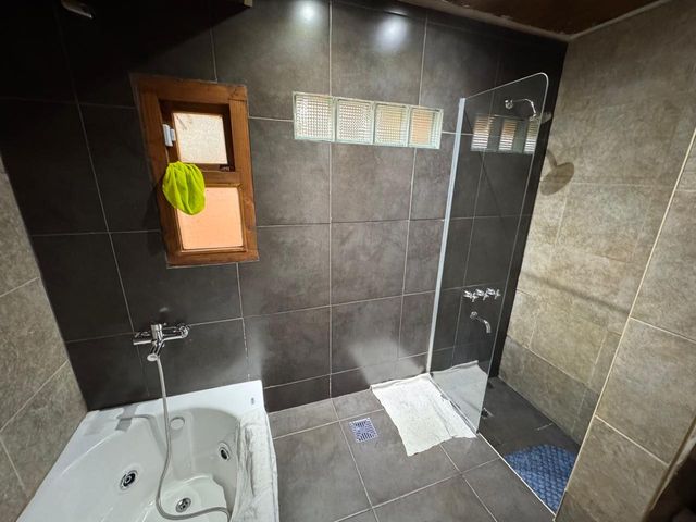 place photo 60