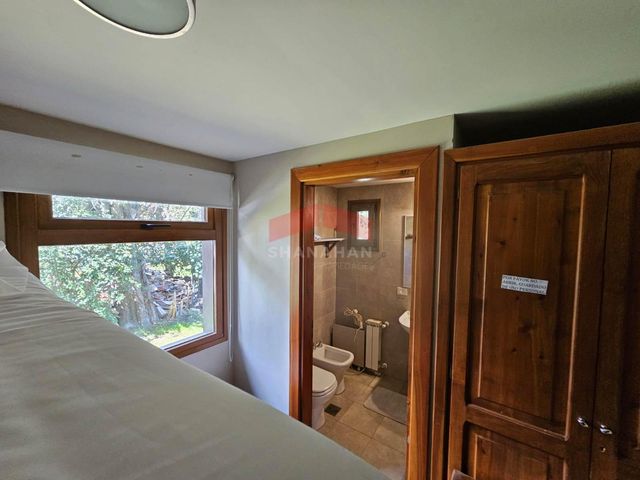 place photo 50