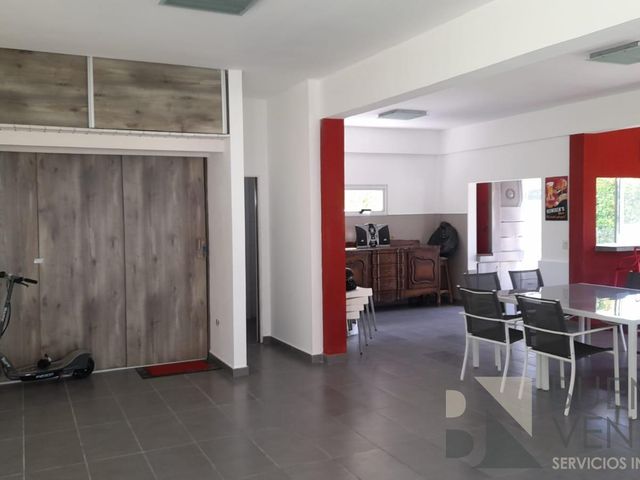 place photo 56