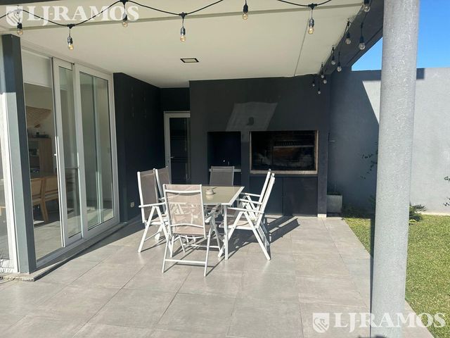 place photo 38
