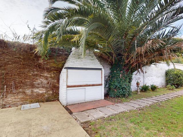 place photo 65