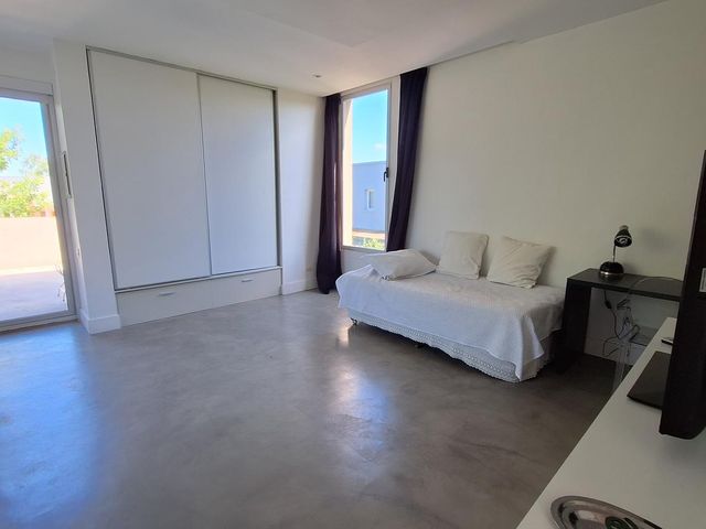 place photo 53