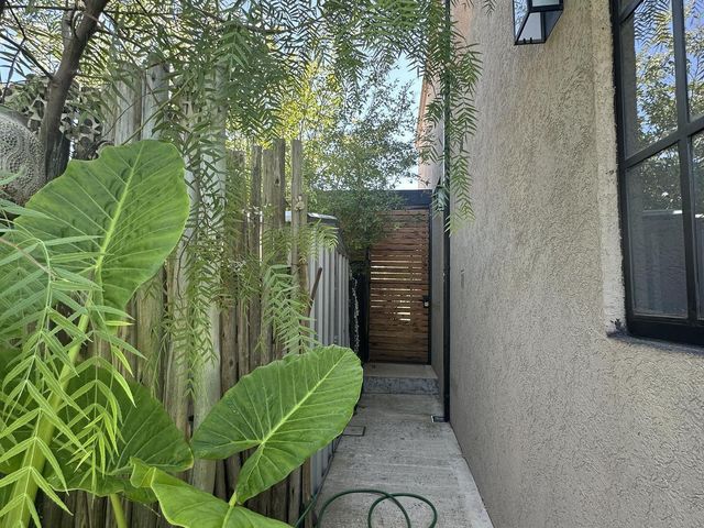 place photo 36
