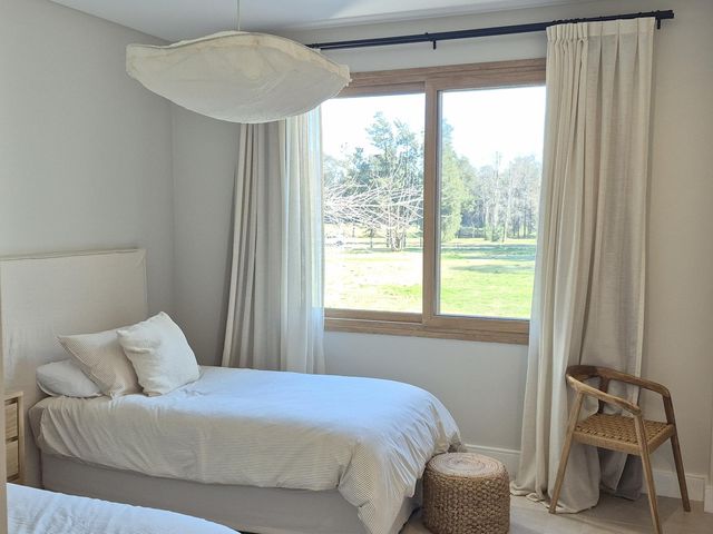 place photo 83
